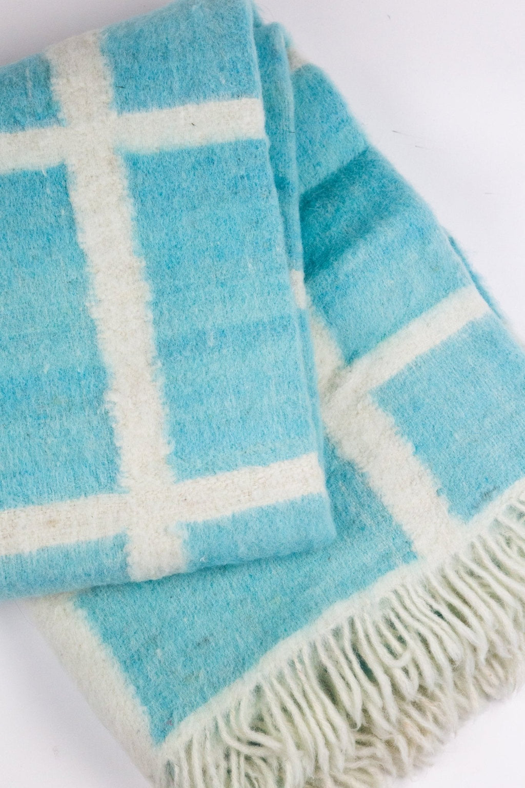 Momos Grid Blanket
