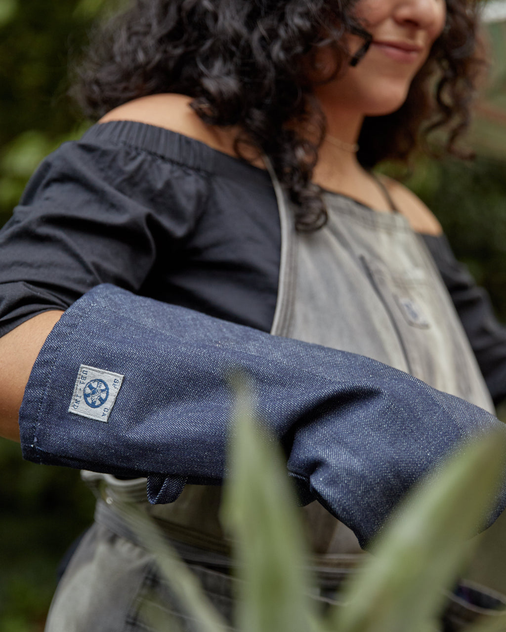 Dual Hand Oven Mitt