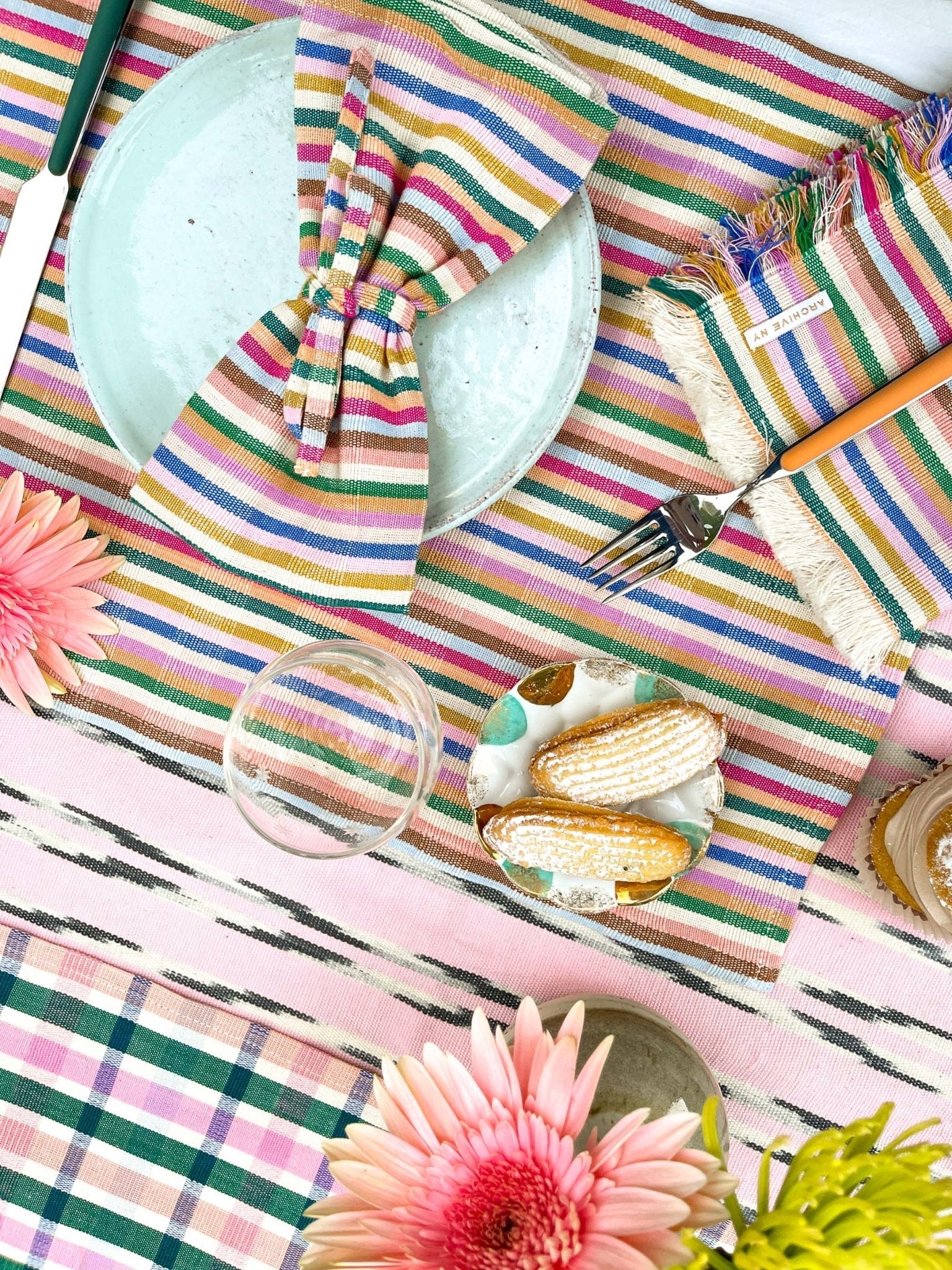 Xela Jaspe Table Runner