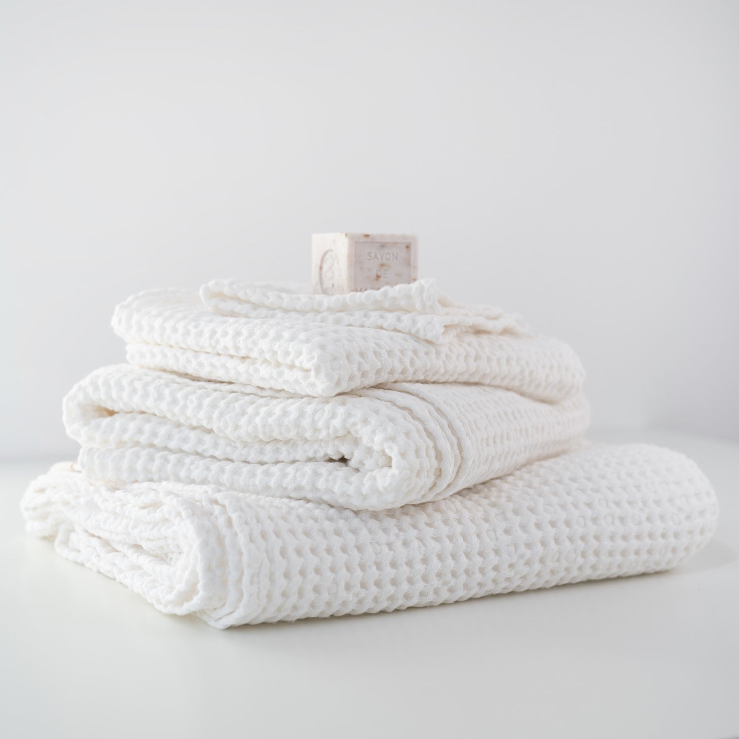 White Linen & Cotton Honeycomb Waffle Towel