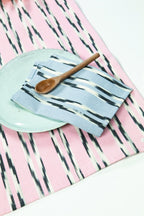 Xela Jaspe Table Runner