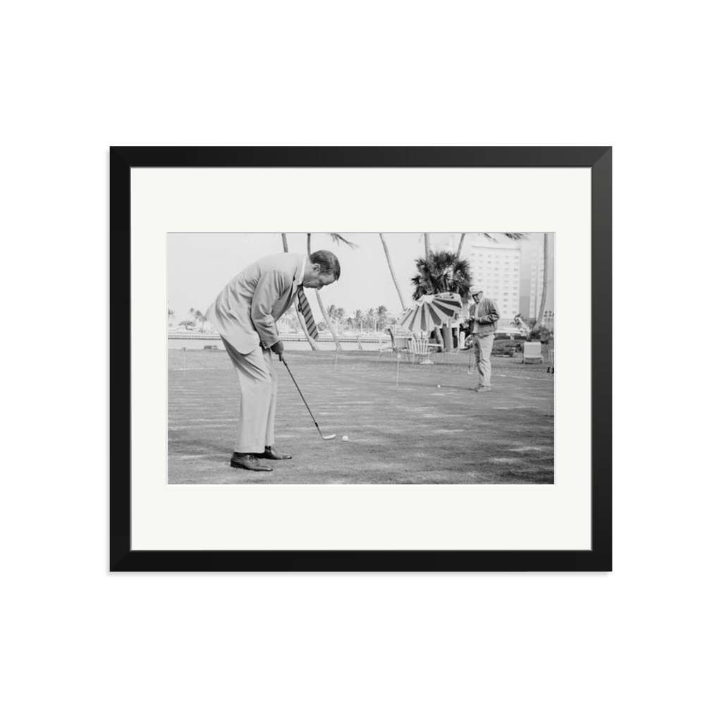 Frank Sinatra Golfing