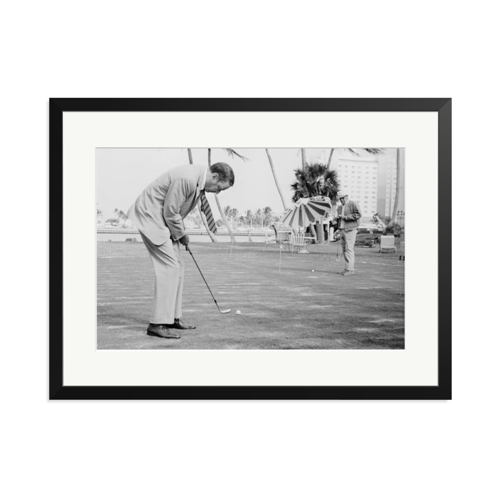 Frank Sinatra Golfing